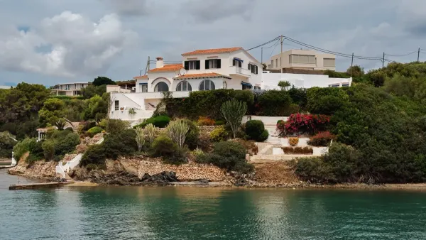 Villa costera en Es Migjorn Gran, Menorca